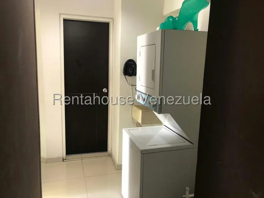 Apartamento (1 Nivel) en Alquiler en San Bernardino, Distrito Metropolitano - 16