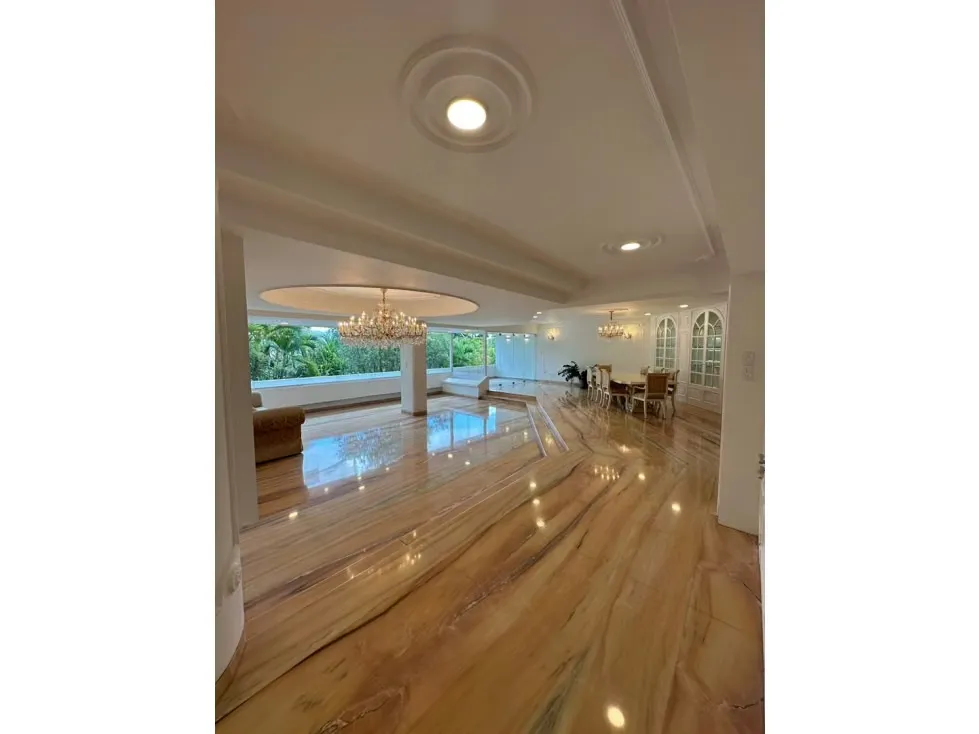 Apartamento en venta 300m², Altamira