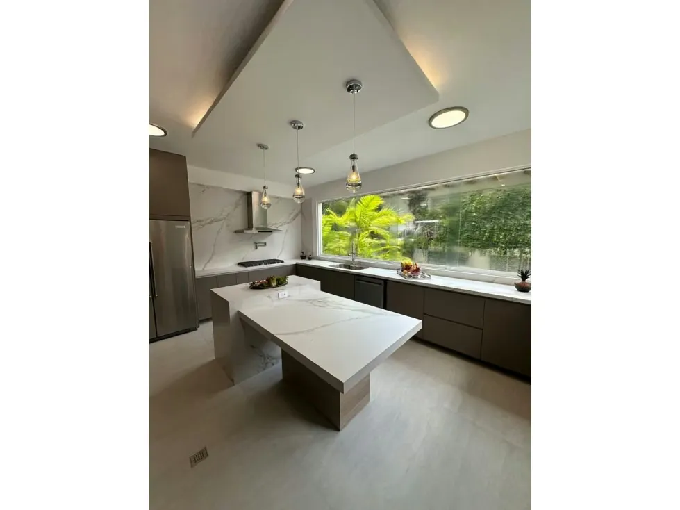 Apartamento en venta 300m², Altamira - 3