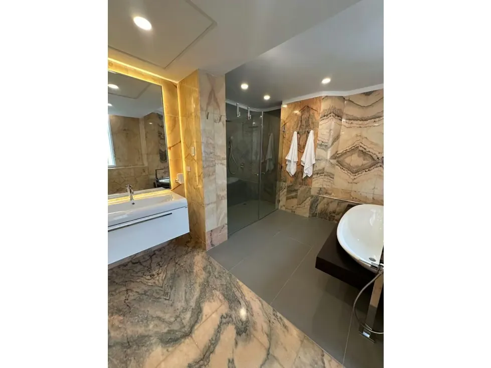 Apartamento en venta 300m², Altamira - 9