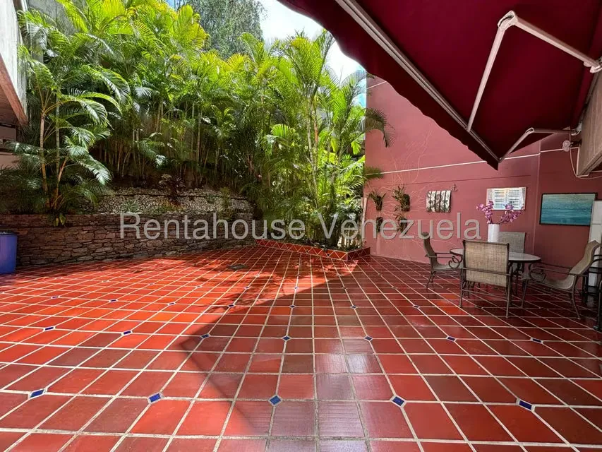 Apartamento (Duplex) en Venta en Los Naranjos del Cafetal, Distrito Metropolitano - 32