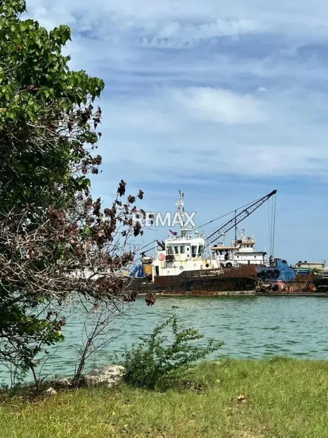 Propiedad a Orillas del Lago de Maracaibo - 4
