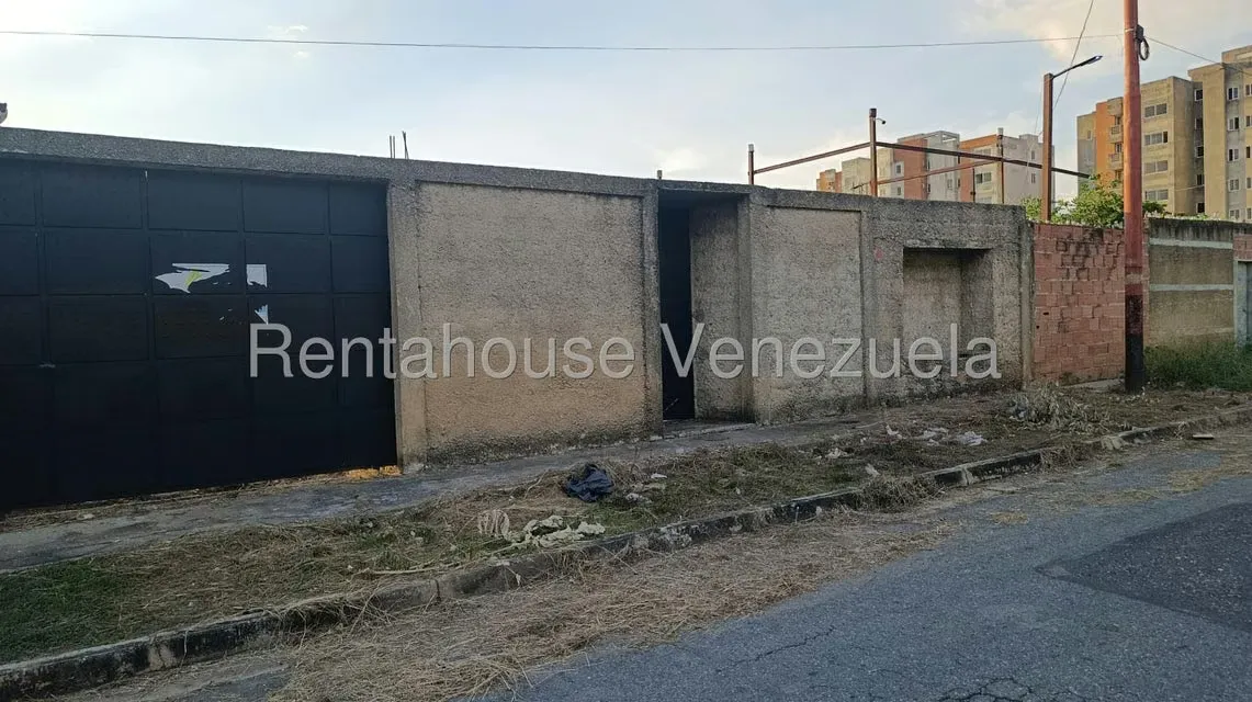 Terreno (Residencial) en Venta en Ciudad Jardin Manongo, Carabobo