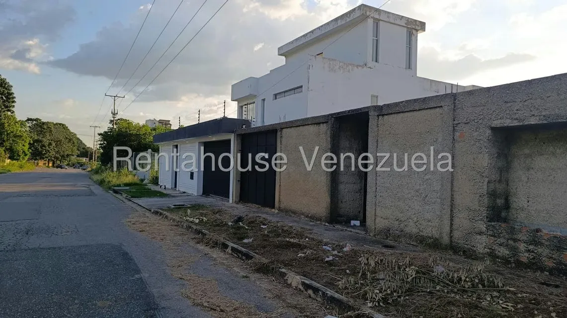 Terreno (Residencial) en Venta en Ciudad Jardin Manongo, Carabobo - 2