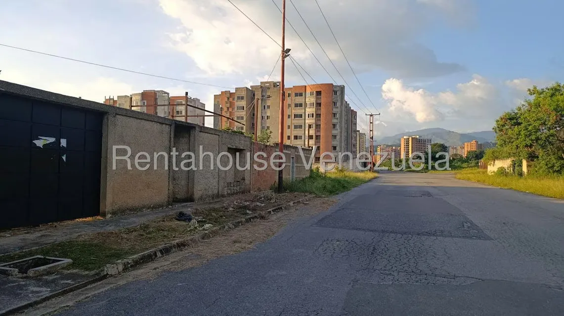 Terreno (Residencial) en Venta en Ciudad Jardin Manongo, Carabobo - 3