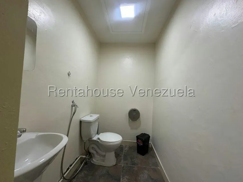 Local Comercial en Alquiler en Chacao, Distrito Metropolitano - 22