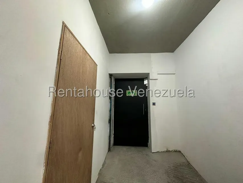 Local Comercial en Alquiler en Chacao, Distrito Metropolitano - 8
