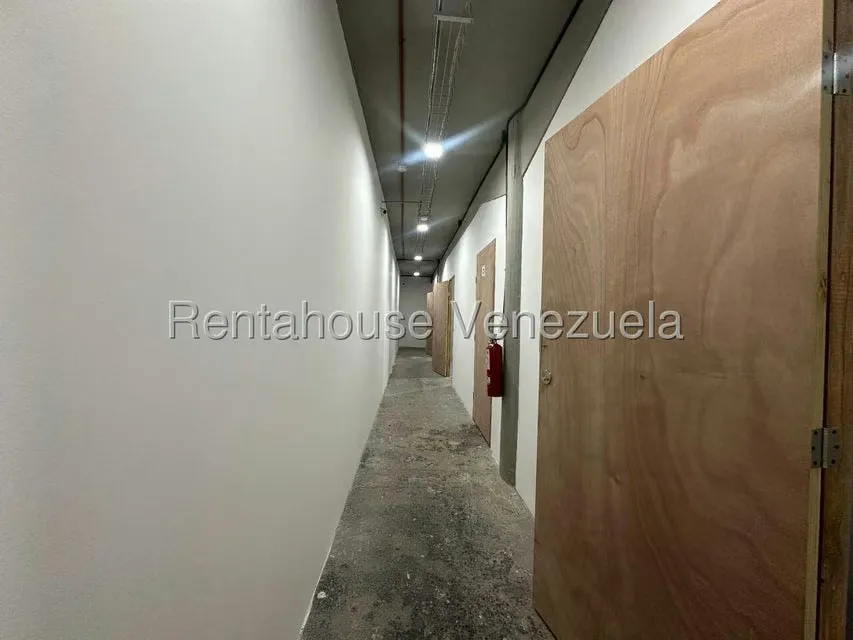 Local Comercial en Alquiler en Chacao, Distrito Metropolitano - 9
