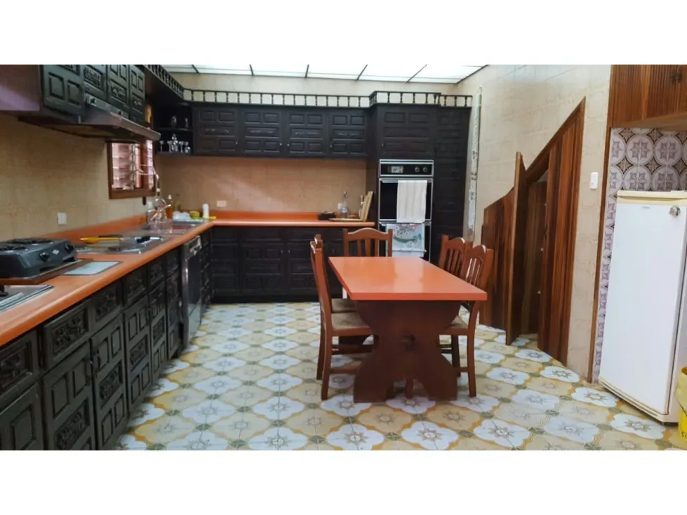 CASA EN VENTA UBICADA EN LA URBANIZACIÓN SOROKAIMA - 6