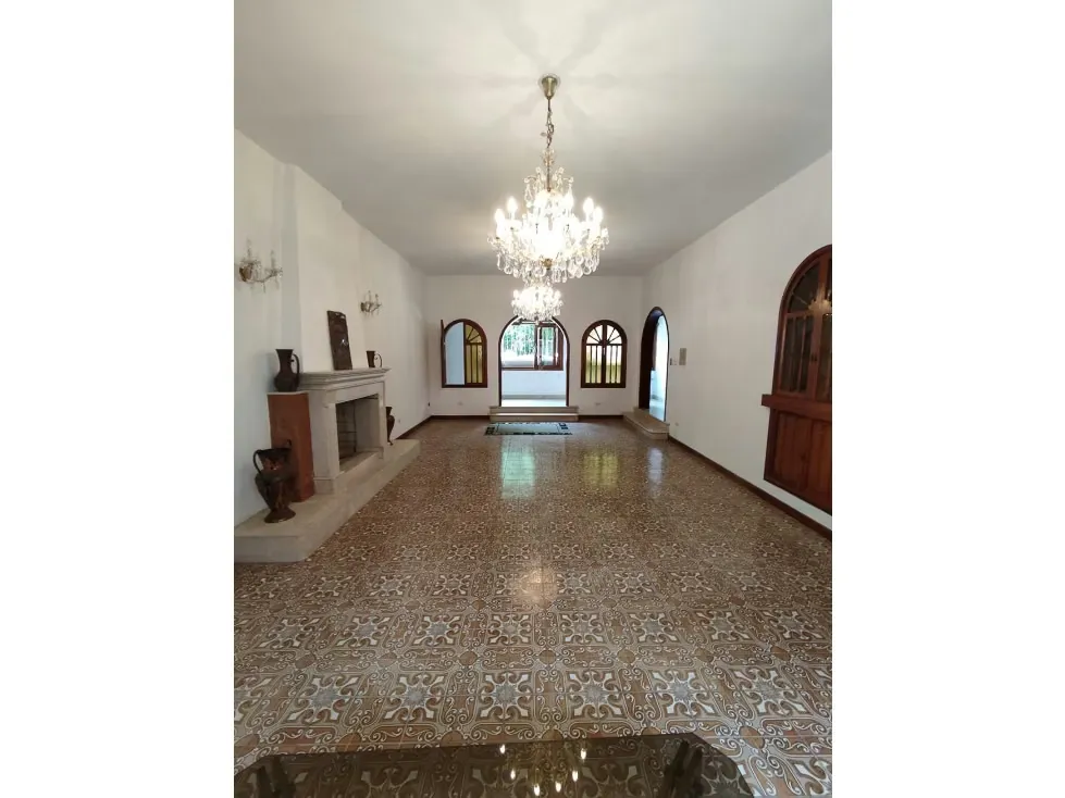 CASA EN VENTA UBICADA EN LA URBANIZACIÓN SOROKAIMA - 9