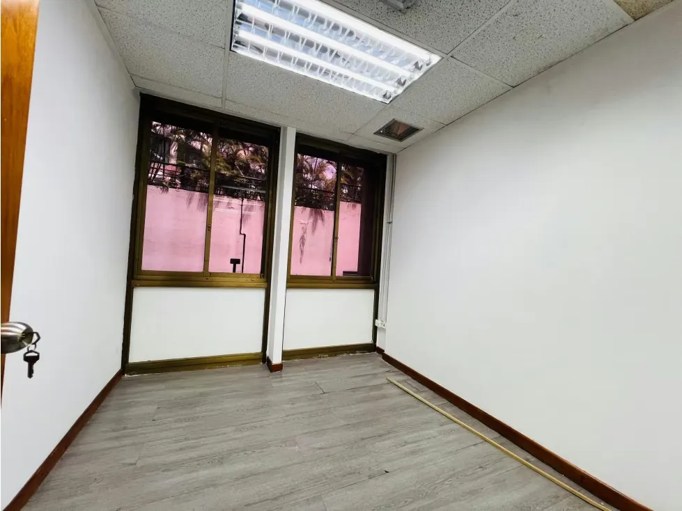 Se alquila Oficina 120m² Chuao - 7