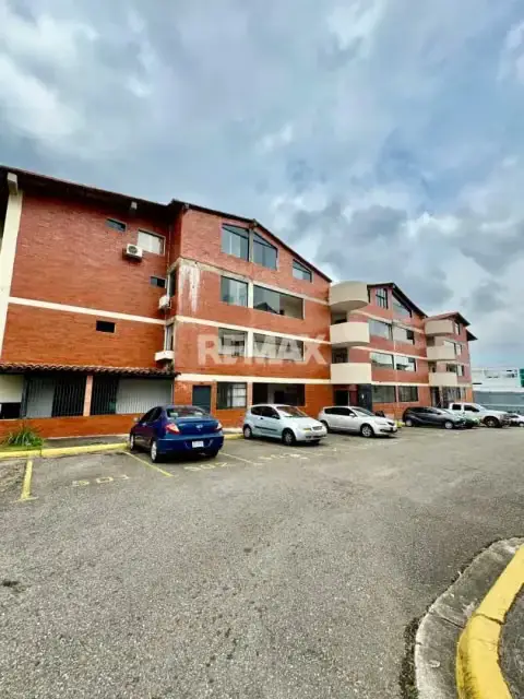 SE VENDE APARTAMENTO EN LA CASTELLANA
