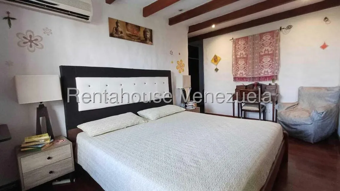 Apartamento (1 Nivel) en Venta en La Florida, Distrito Metropolitano - 18