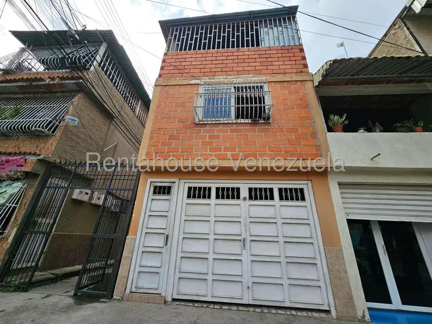 Casa (Multipes Niveles) en Venta en Caña de Azucar, Aragua