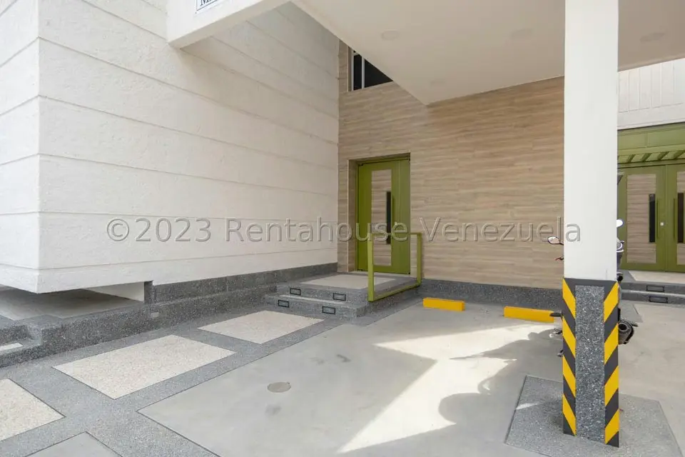 Local Comercial en Venta en La Florida, Distrito Metropolitano - 2