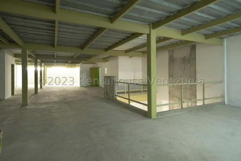 Local Comercial en Venta en La Florida, Distrito Metropolitano - 33