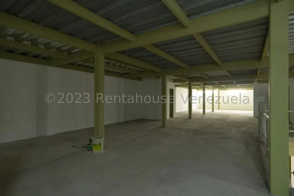 Local Comercial en Venta en La Florida, Distrito Metropolitano - 34