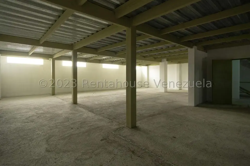 Local Comercial en Venta en La Florida, Distrito Metropolitano - 35