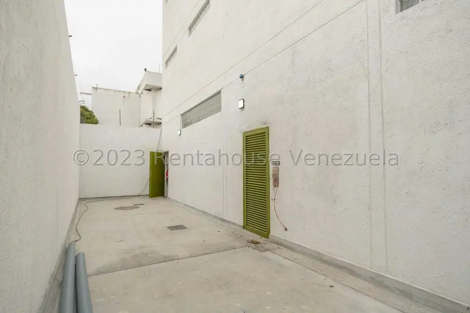 Local Comercial en Venta en La Florida, Distrito Metropolitano - 40