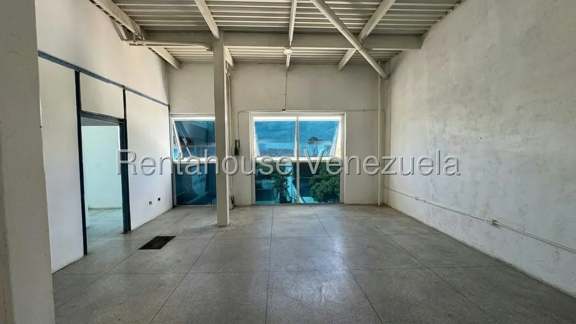 Oficina en Alquiler en La Coromoto, Aragua - 4