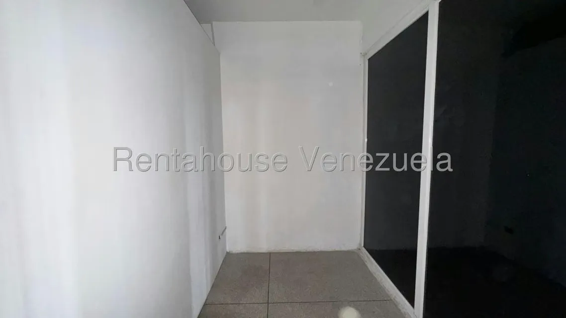 Oficina en Alquiler en La Coromoto, Aragua - 9