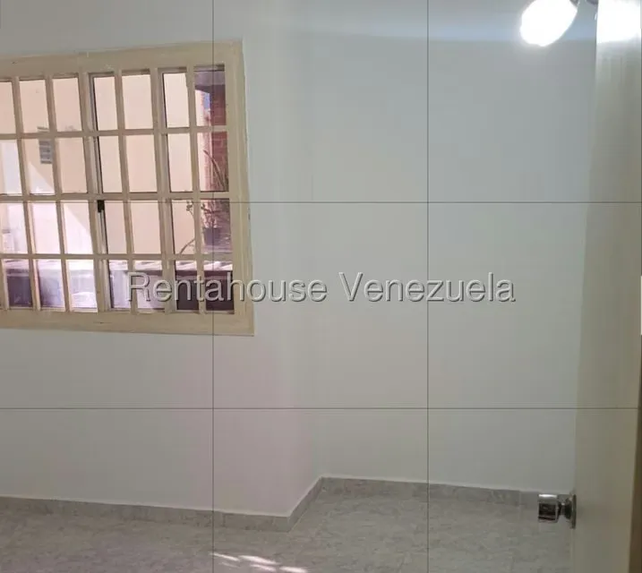 Apartamento (1 Nivel) en Venta en Alto Grande, Miranda - 16