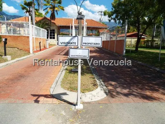 Apartamento (1 Nivel) en Venta en Alto Grande, Miranda - 2