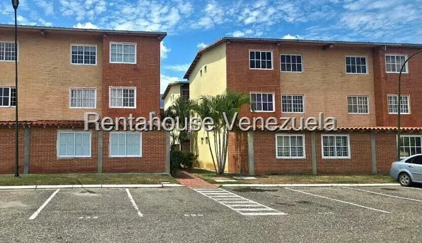 Apartamento (1 Nivel) en Venta en Alto Grande, Miranda - 3
