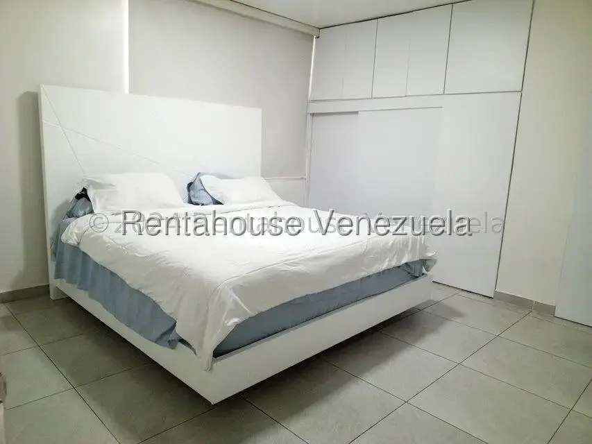 Apartamento (1 Nivel) en Venta en Colinas de Bello Monte, Distrito Metropolitano - 12