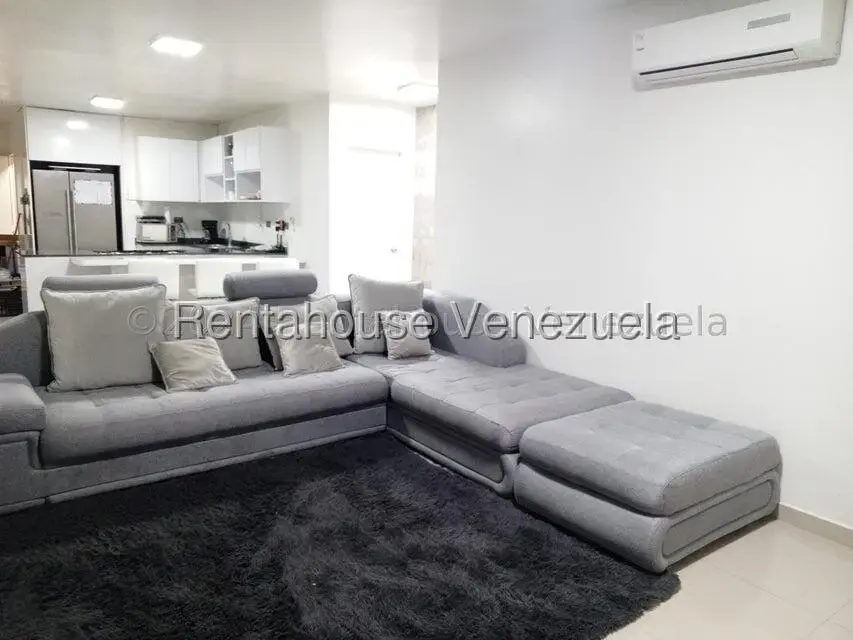 Apartamento (1 Nivel) en Venta en Colinas de Bello Monte, Distrito Metropolitano - 5