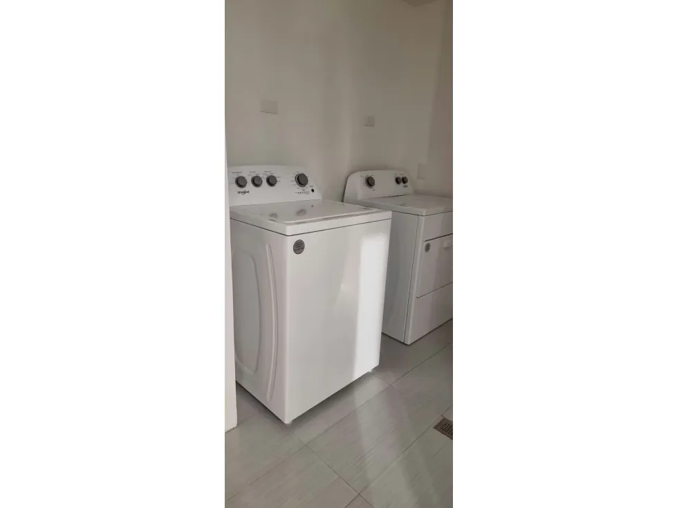 Alquilo apartamento 143m2 La Castellana 8882 - 11