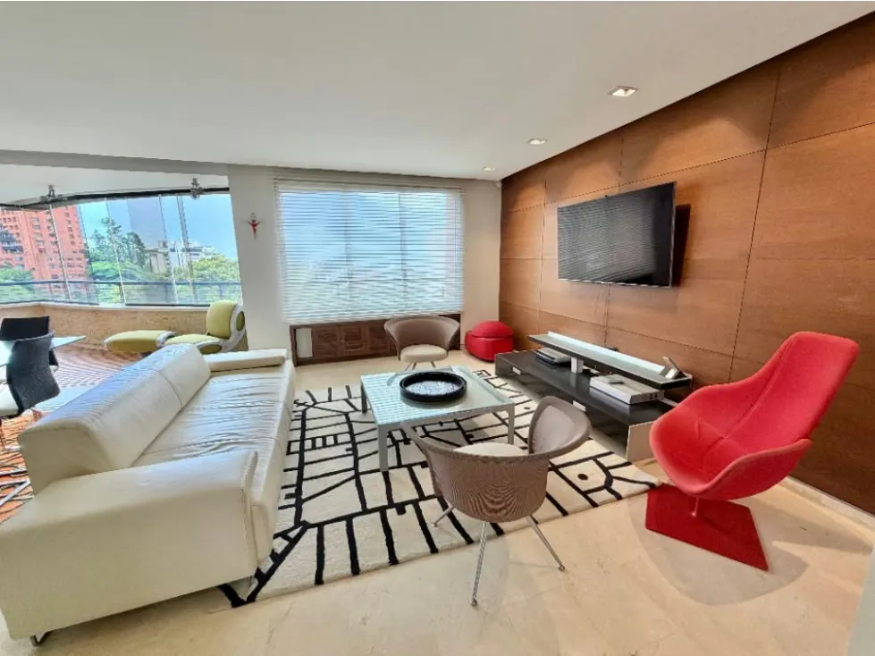 Se alquila apto 185 m2 3h+s/3.5b+s/2p Colinas de Valle Arriba - 2