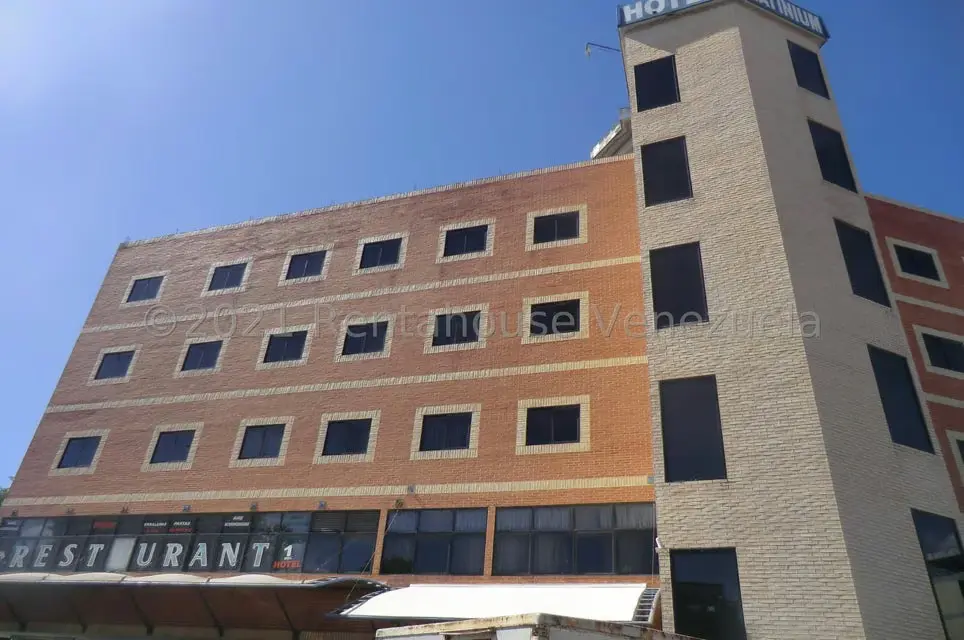 Comercial (Edificio) en Venta en Guatire, Miranda