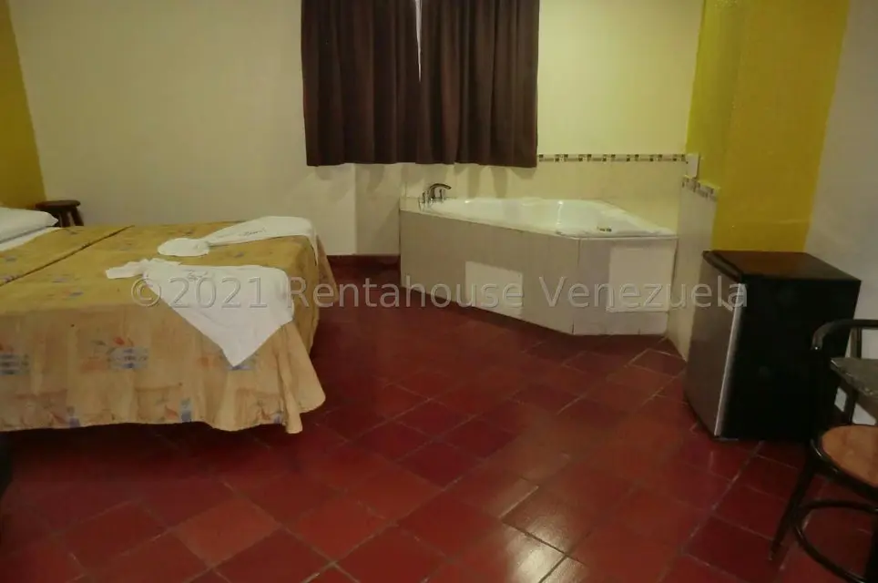 Comercial (Edificio) en Venta en Guatire, Miranda - 17