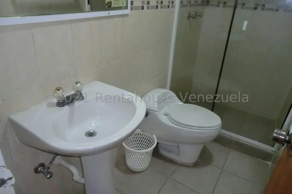Comercial (Edificio) en Venta en Guatire, Miranda - 19