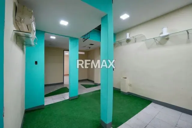 Alquiler de Local Edf Comercial La Candelaria - 8