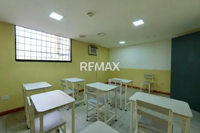 Alquiler de Local Edf Comercial La Candelaria - 10