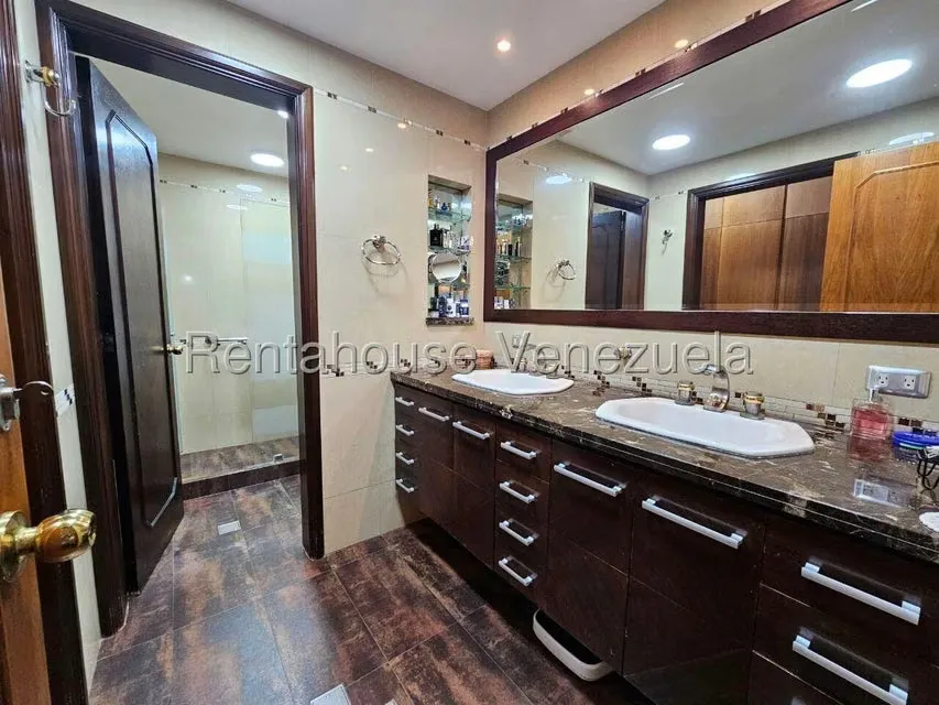 Casa (Multipes Niveles) en Venta en La Tahona, Distrito Metropolitano - 31