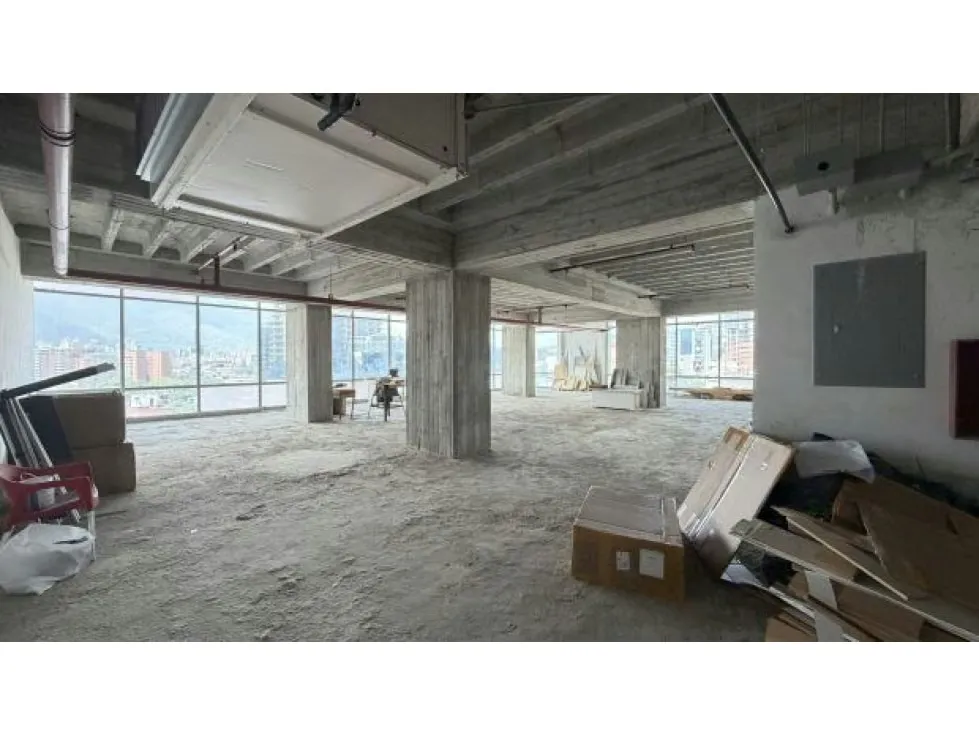 SE VENDE OFICINA EN LAS MERCEDES CON VISTA AL AVILA ANMA - 2