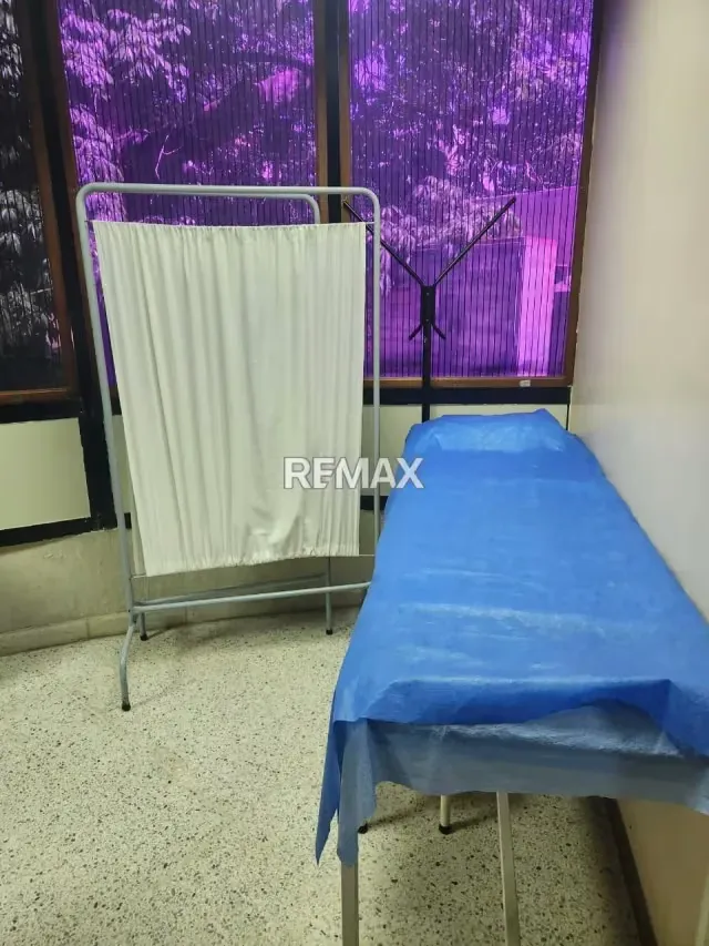 Consultorio en venta policlinica amado - 5