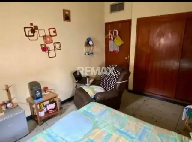 CASA EN VENTA, SECTOR LAS LOMAS (Oeste - 3