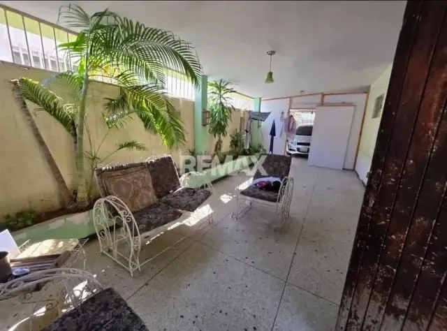 CASA EN VENTA, SECTOR LAS LOMAS (Oeste - 10