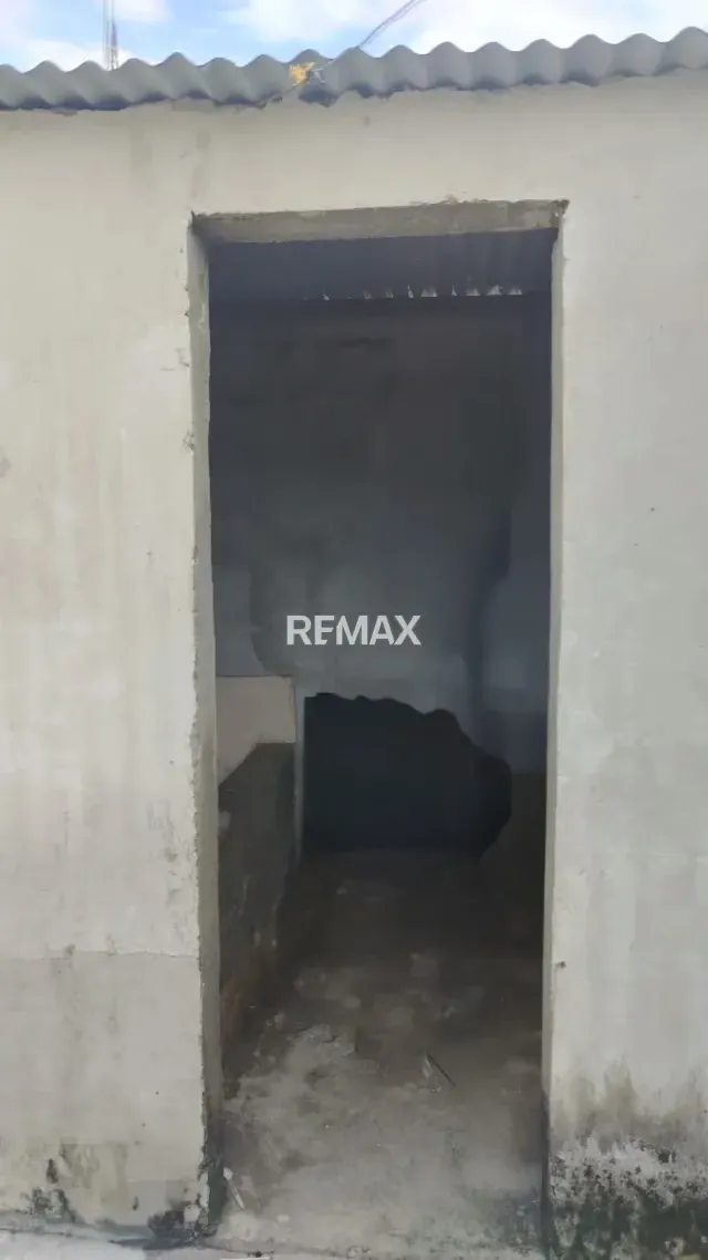En venta Casa residencial o Comercial para remodelar en la Zona Norte en Sabana Grande - 4