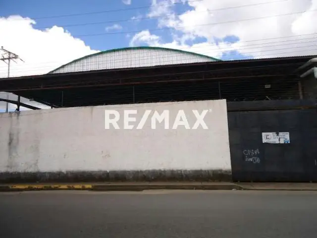 En Venta Galpón en Juanico Viejo a 50 m de Av. Libertador, Maturín, Estado Monagas