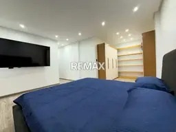 View 11