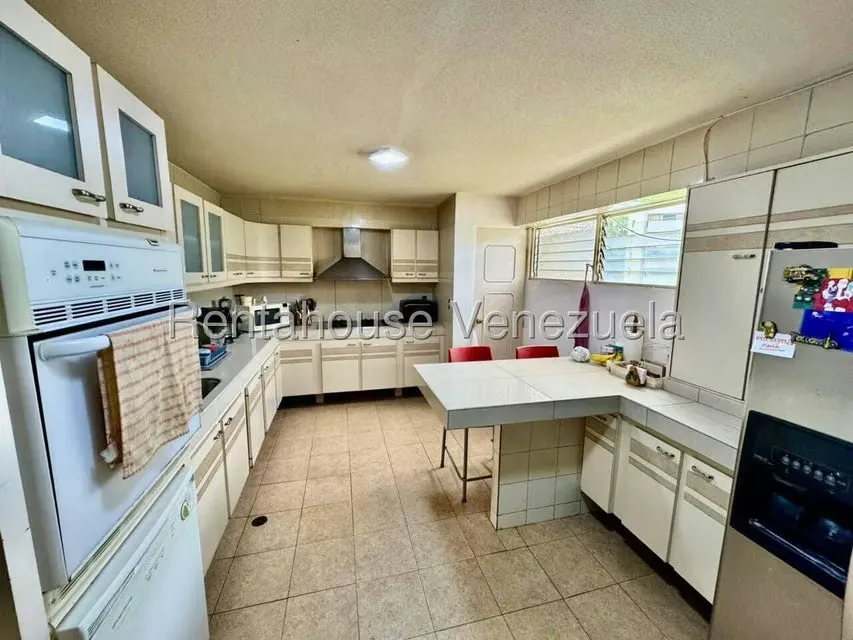 Apartamento (1 Nivel) en Venta en Los Naranjos del Cafetal, Distrito Metropolitano - 11