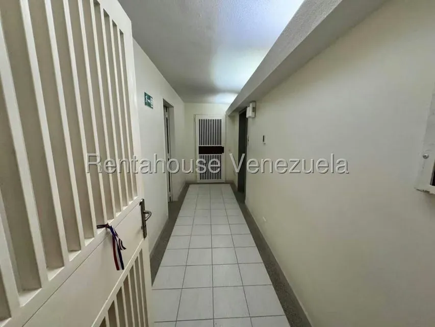 Apartamento (1 Nivel) en Venta en Los Naranjos del Cafetal, Distrito Metropolitano - 23