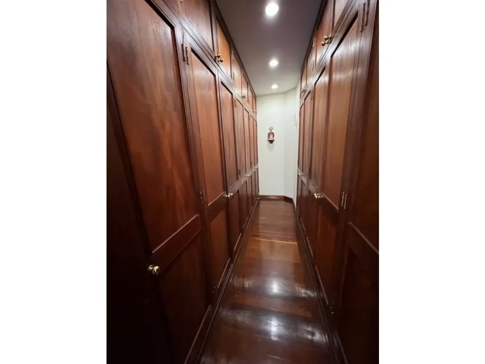 Se vende apartamento 324m2 Santa Eduvigis 6248 - 14
