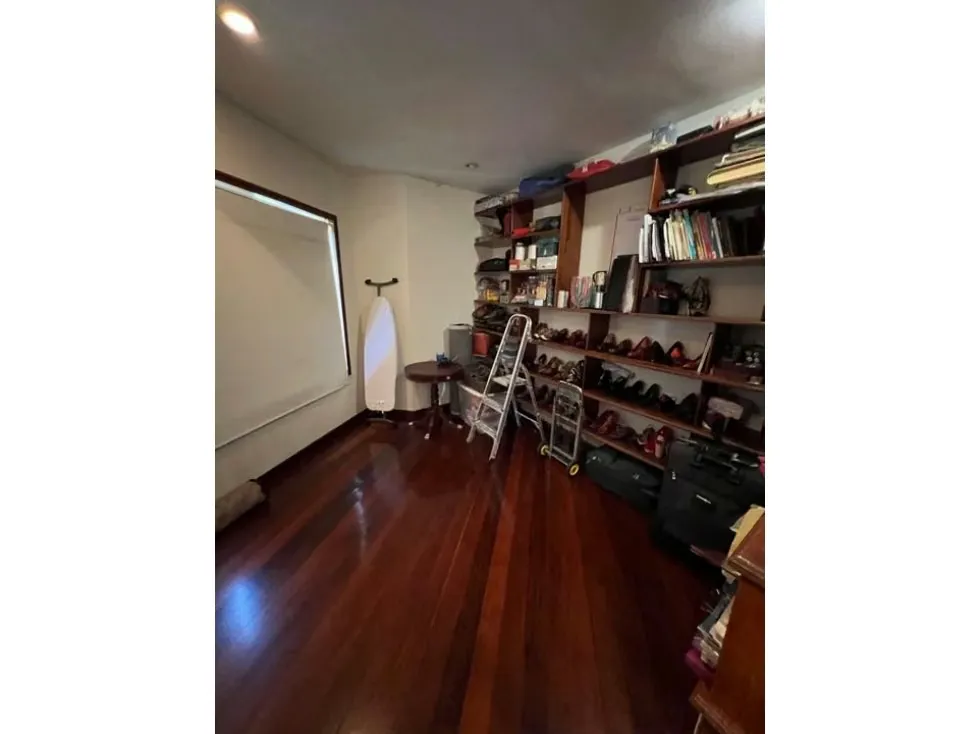 Se vende apartamento 324m2 Santa Eduvigis 6248 - 16