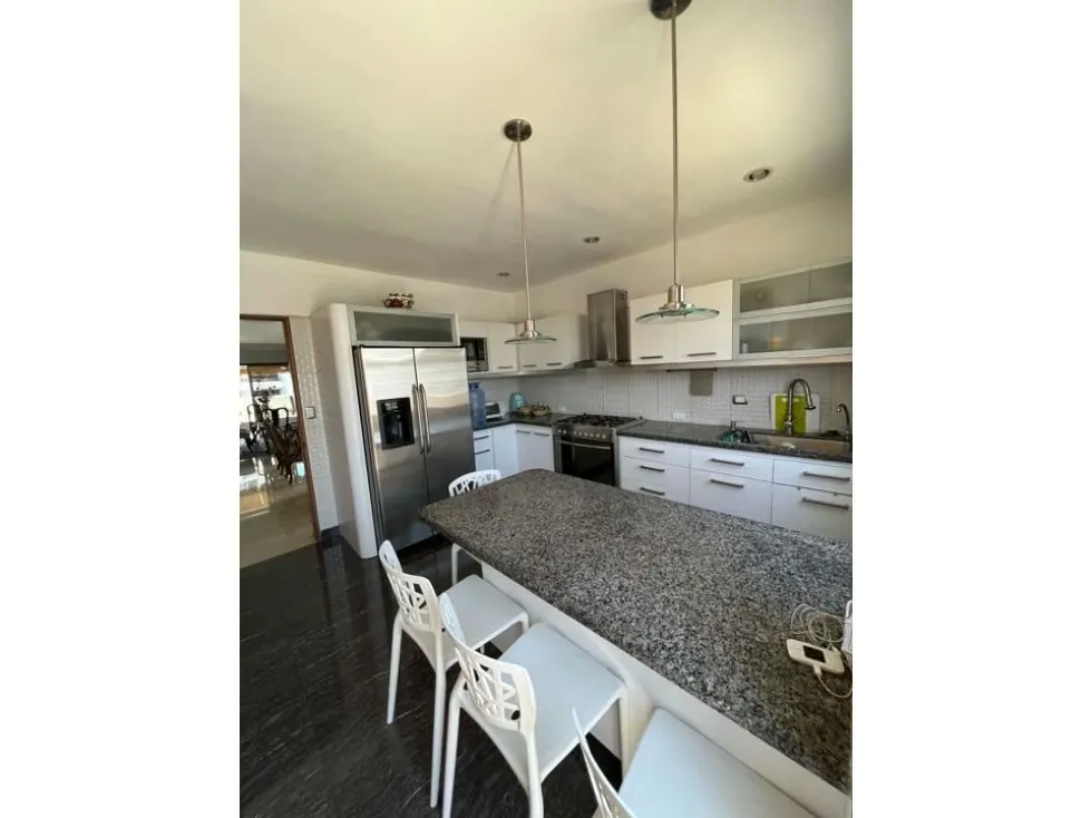 Se vende apartamento 324m2 Santa Eduvigis 6248 - 3
